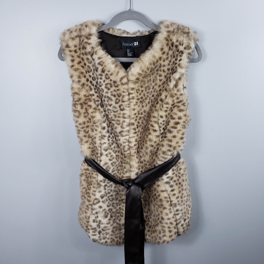 COPY - Forever 21 faux fur leopard print vest.